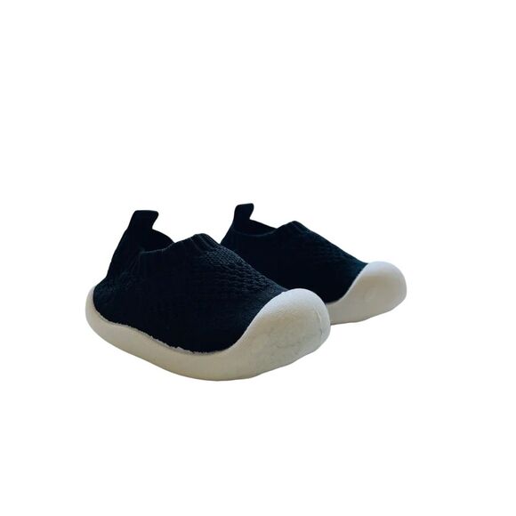 2 Tiny Feet Knitted Breathable Non-Slip Shoes Black Size 5-5.5 (13-18 months) - Picture 2 of 10